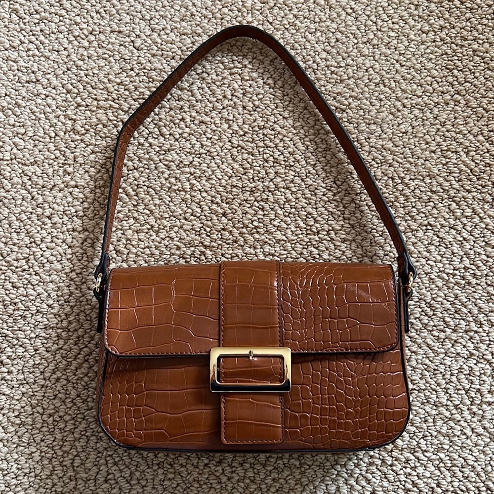 Fiona Tan baguette shoulder bag